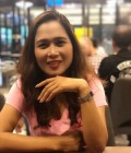 Dating Woman Thailand to Muang  : Tee, 41 years